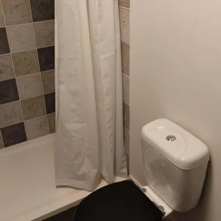 Bed & Breakfast Trocadero Access Dayroom Espace Sans Nuitee Et Chambre Partagee Chatillon Nuitee -- Repos Journee Ou Espace Travail 8-19h Proche Tour Eiffel Ou Usage Bureau A L'heure En Journee -- Nuitee Chatillon Avenue
